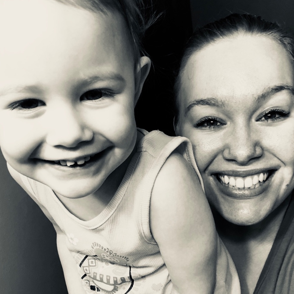 Meet your Posher, Mikayla